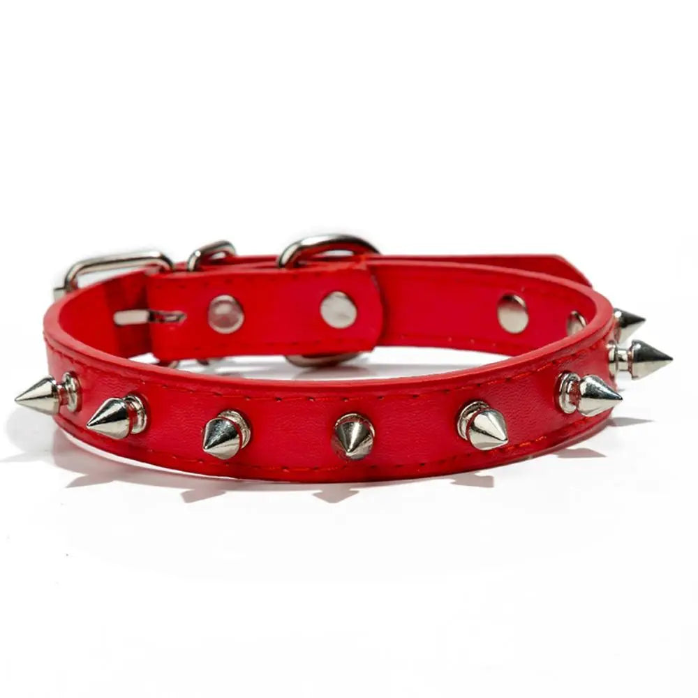 Collier en Cuir Clouté pour Chien — Réglable, Style Rock & Tendance 🤘